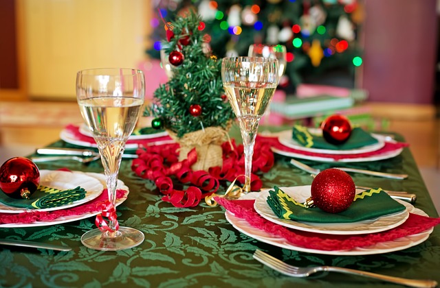 Read more about the article How to Make a Delicious Christmas Feast on a Budget